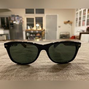 Ray-Ban New Wayfarer 901